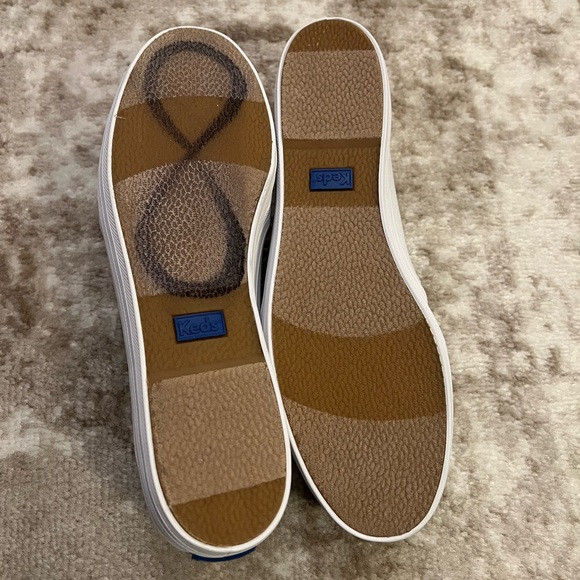 Keds White Canvas Ortholite Slip-Ons - Picture 3 of 5